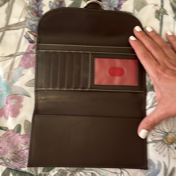 Dooney & Bourke wallet - Picture 2 of 3